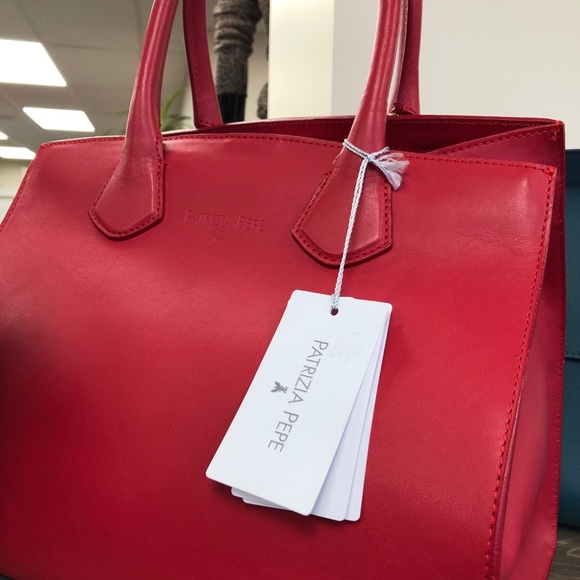 Women Shoulder Bag! - Picture 2 of 4